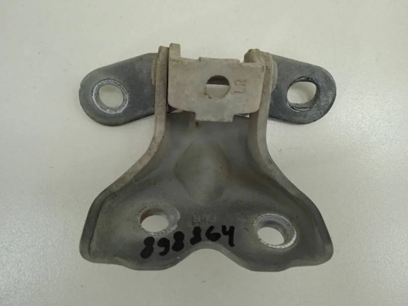 Петля двери передней правой нижняя Kia Rio 3 (UB) 2011-2017