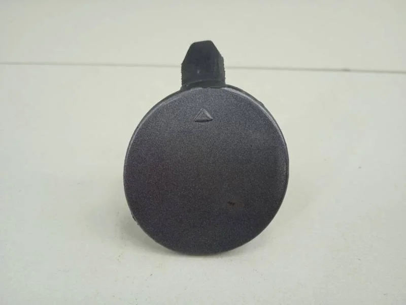 Заглушка буксировочного крюка Kia Rio 3 (UB) 2011-2017