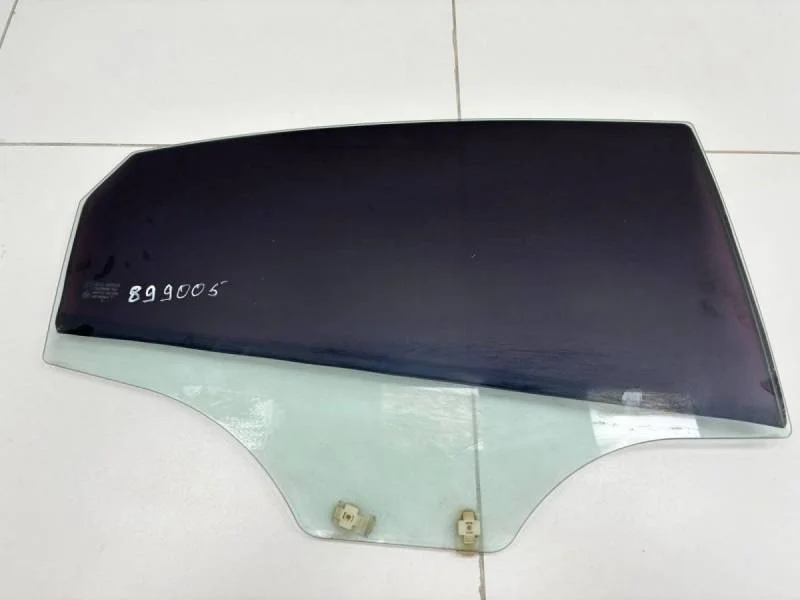 Стекло двери задней правой Kia Rio 3 (UB) 2011-2017