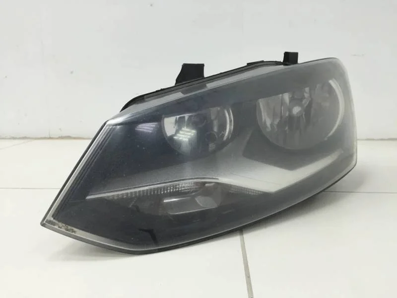 Фара левая Volkswagen Polo (Sed RUS) 2011>