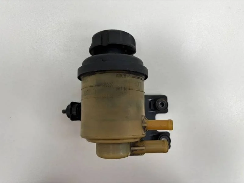 Бачок гидроусилителя Kia Rio 3 (UB) 2011-2017