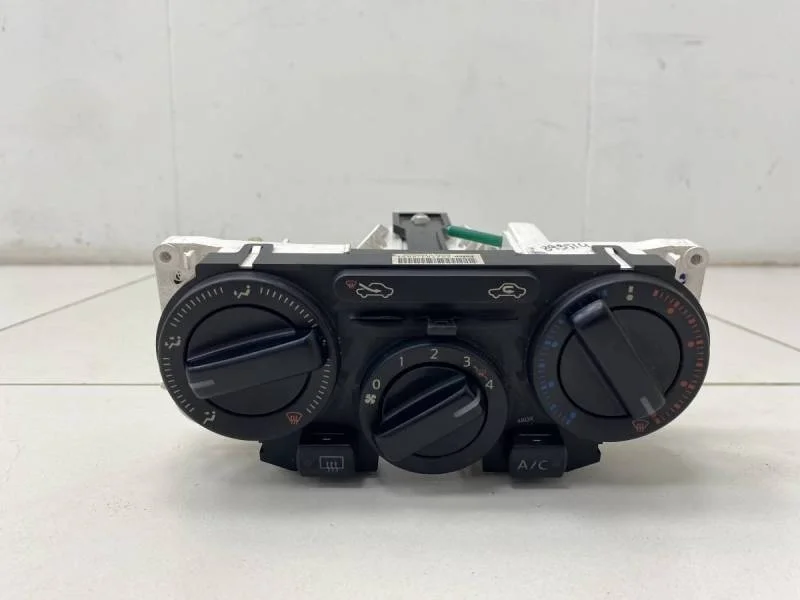 Блок управления отопителем Nissan Tiida (C11) 2007-2014