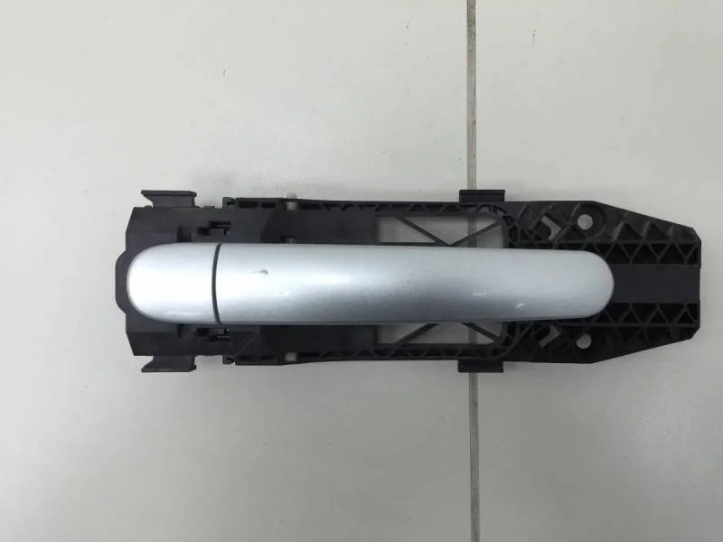 Ручка двери задней наружная правая Volkswagen Polo (Sed RUS) 2011>