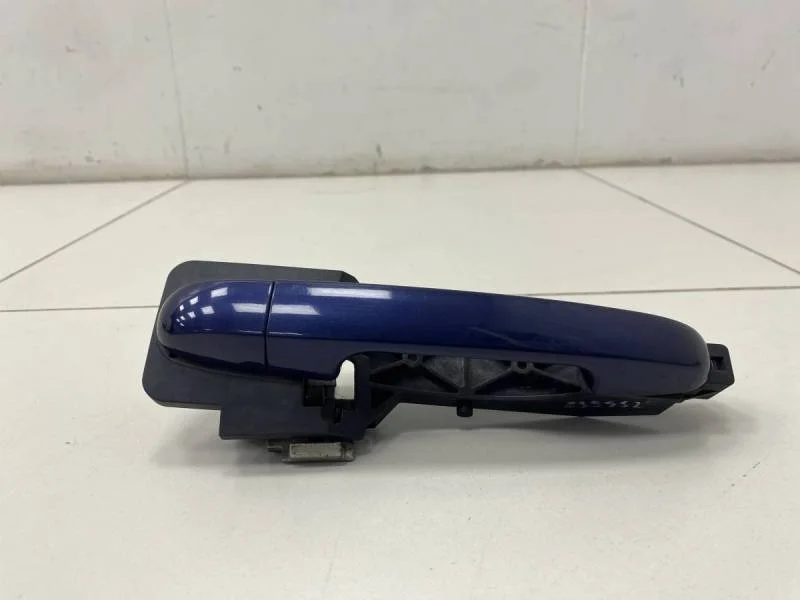 Ручка двери задней наружная правая Hyundai i30 (FD) 2007-2012