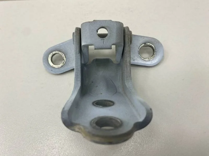 Петля двери передней левой верхняя Kia Ceed (JD) 2012-2018