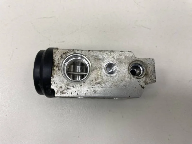 Клапан кондиционера Hyundai Solaris 2010-2017