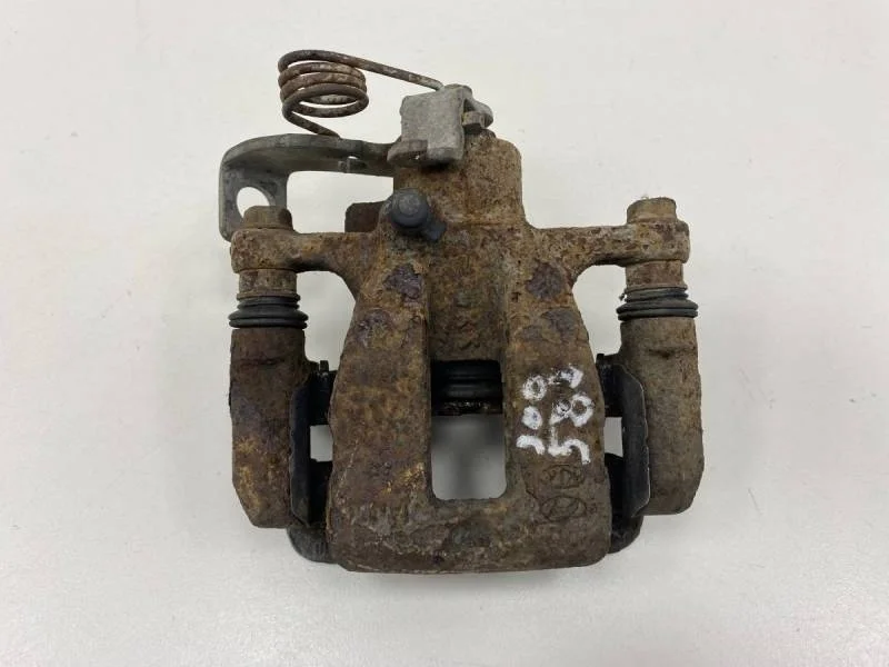 Суппорт задний левый Hyundai Solaris 2010-2017