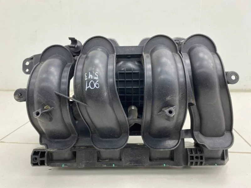 Коллектор впускной Ford Focus 3 2011>