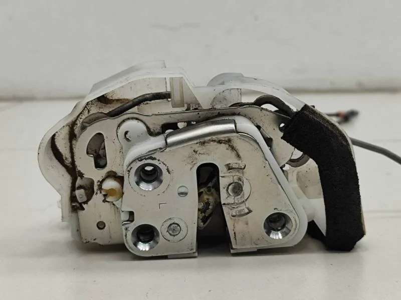 Замок двери передней левой Subaru Forester (S12) 2008-2012