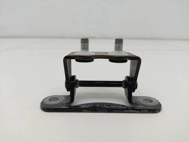 Петля двери багажника Subaru Forester (S12) 2008-2012