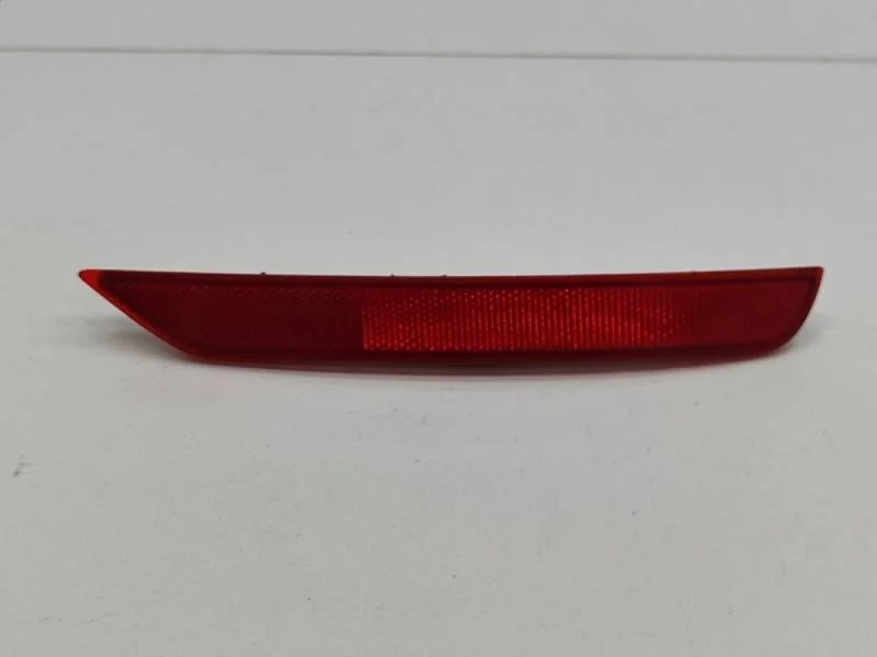 Отражатель в бампер задний правый Subaru Forester (S12) 2008-2012