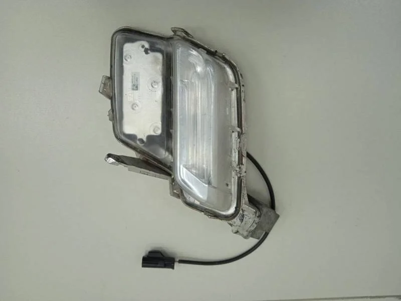 Фара дневного света правая (ходовые огни) Volvo XC60 2008-2017