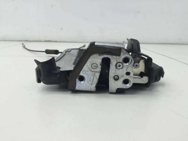 Замок двери передней правой Toyota Land Cruiser Prado (J150) 2009>