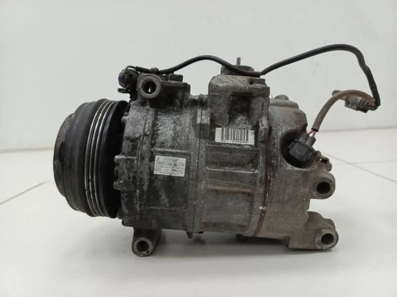 Компрессор системы кондиционирования BMW 7-Series F01  2008-2015