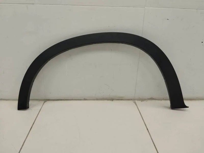 Накладка переднего крыла левого BMW X5 E70 2007-2013