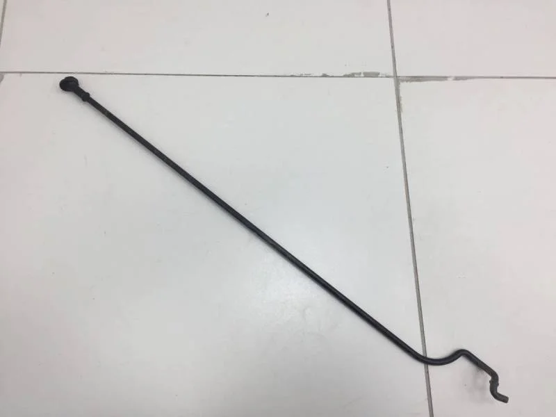 Держатель капота Toyota Avensis (T250) 2003-2009