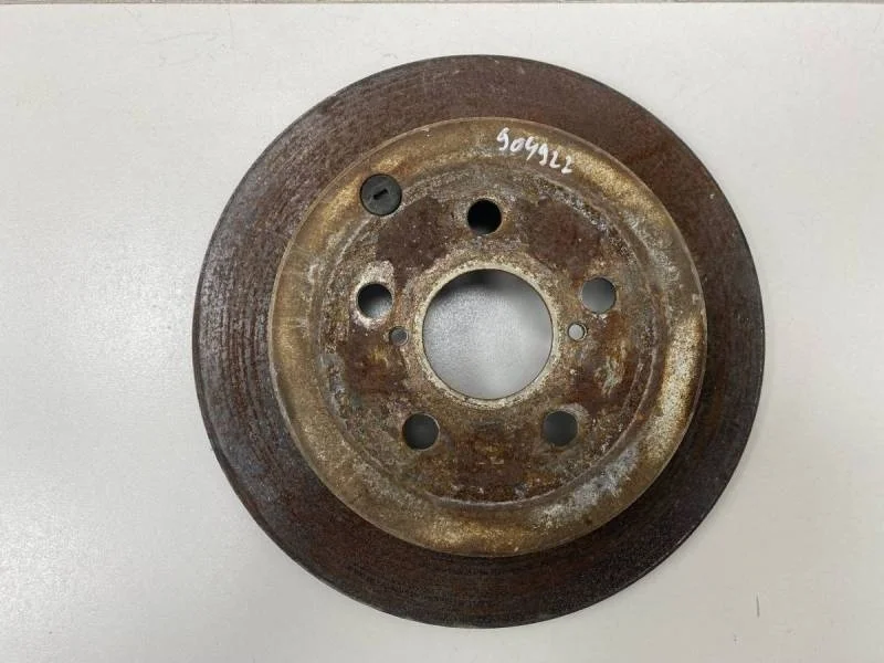 Диск тормозной задний Toyota Avensis (T250) 2003-2009