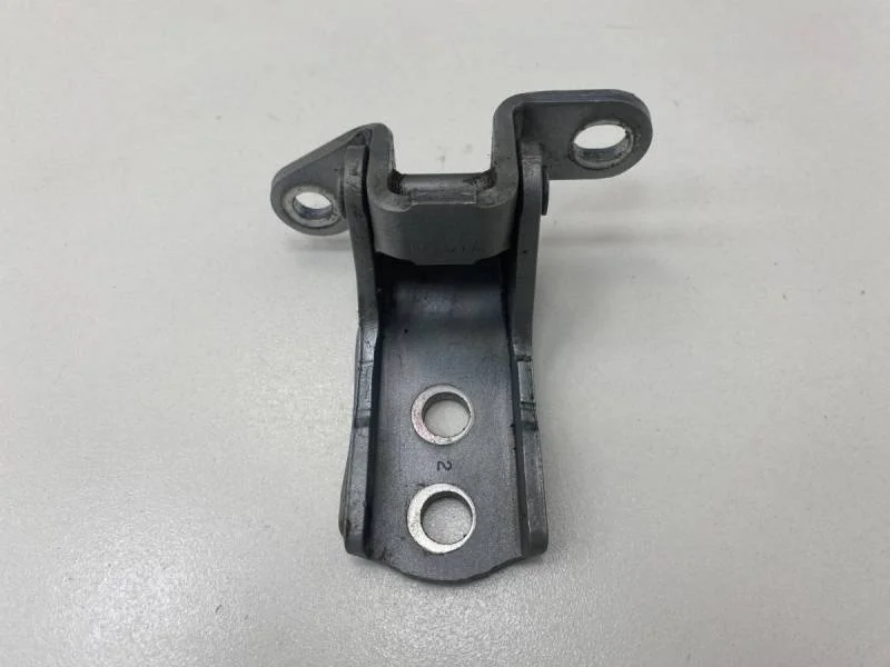 Петля двери передней левой верхняя Toyota Avensis (T250) 2003-2009