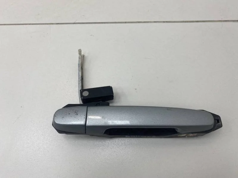 Ручка двери задней наружная правая Toyota Avensis (T250) 2003-2009