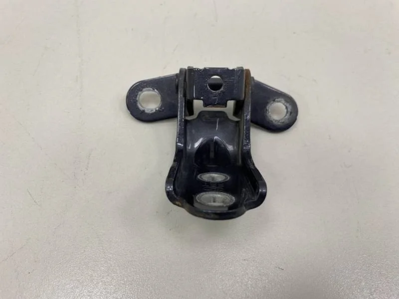 Петля двери Kia Ceed (JD) 2012-2018