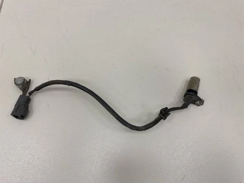 Датчик положения коленвала Toyota Avensis (T250) 2003-2009