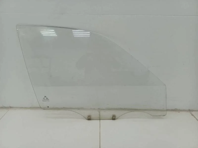 Стекло двери передней правой Hyundai Accent (LC, Tagaz) 2000-2012