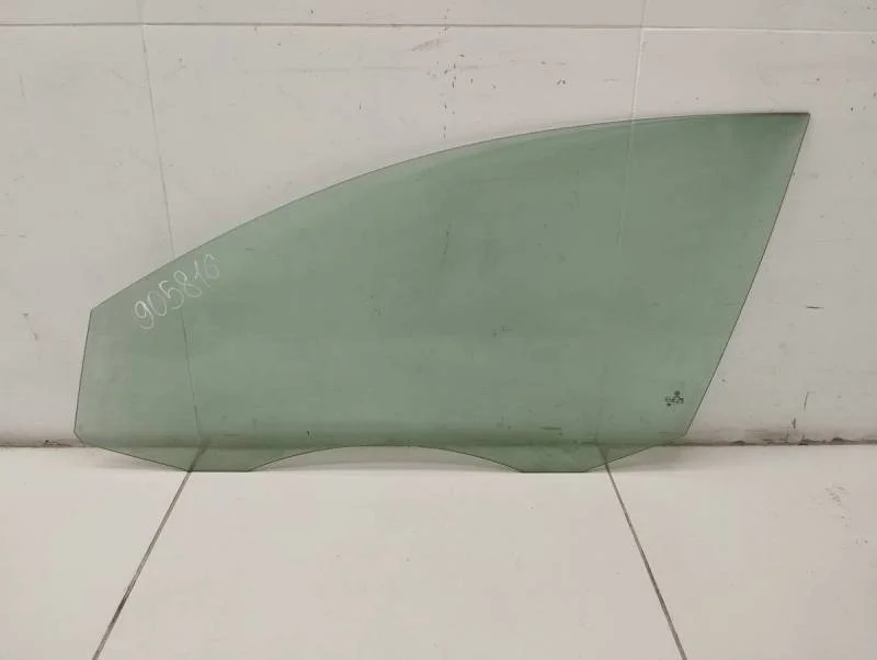 Стекло двери передней левой Volkswagen Passat B6 2005-2010