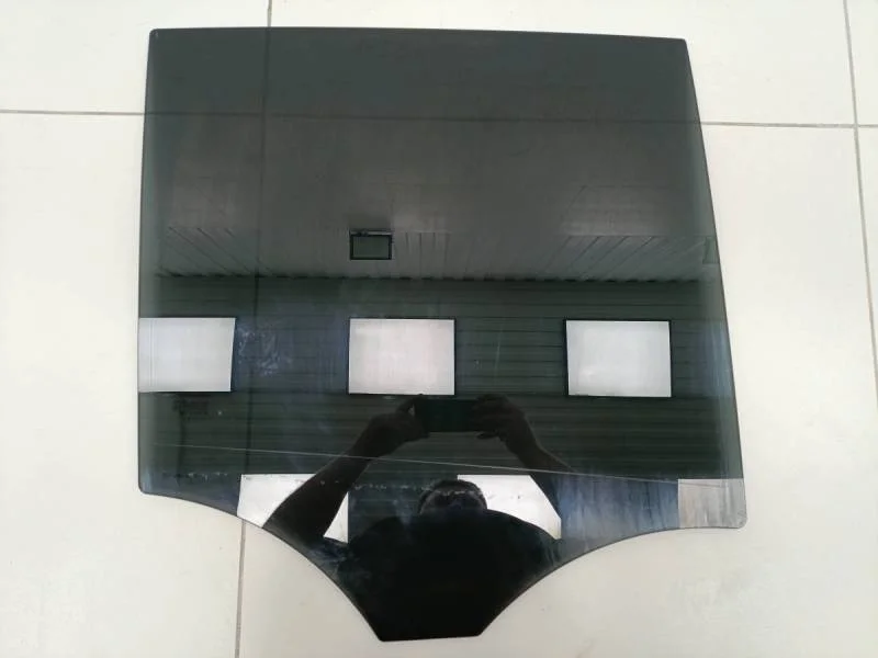 Стекло двери задней правой Mercedes-Benz ML-Class (W166) 2011>