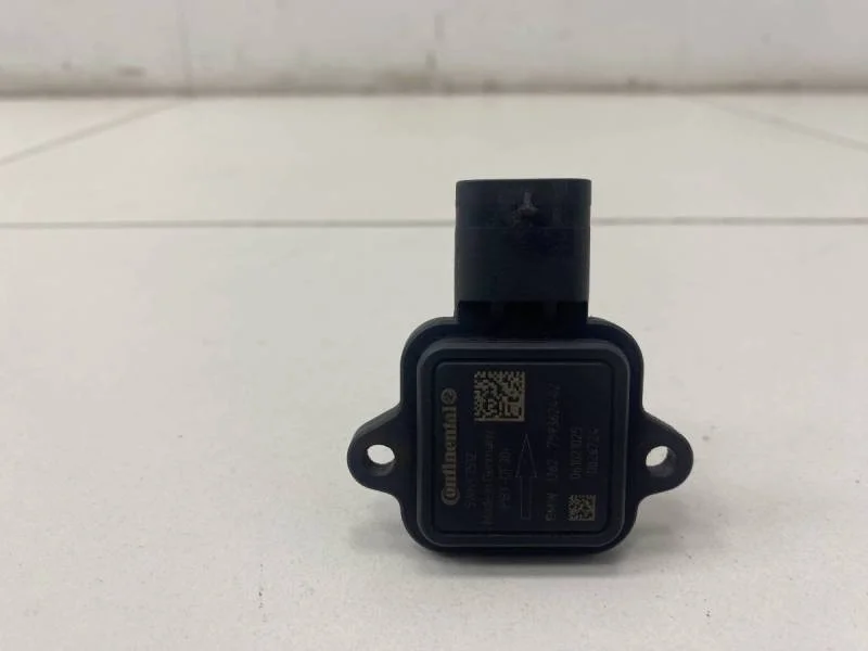 Датчик расхода воздуха (массметр, дмрв) BMW X3 F25 2010-2017