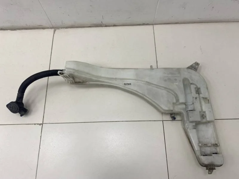 Бачок омывателя лобового стекла BMW X3 F25 2010-2017