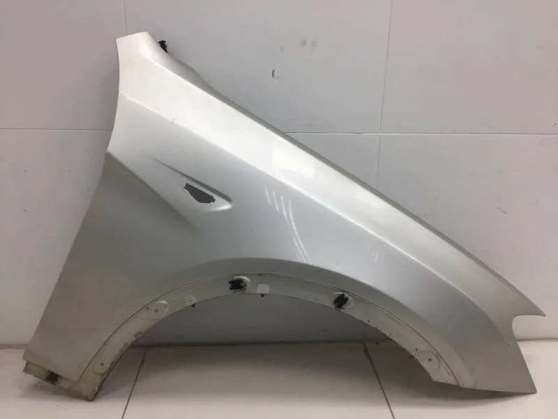 Крыло переднее правое BMW X3 F25 2010-2017
