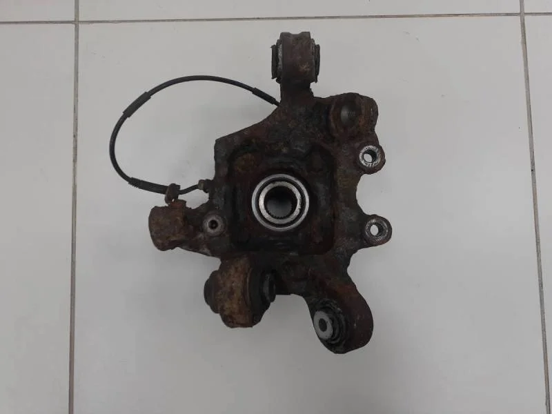 Кулак поворотный задний левый BMW X3 F25 2010-2017