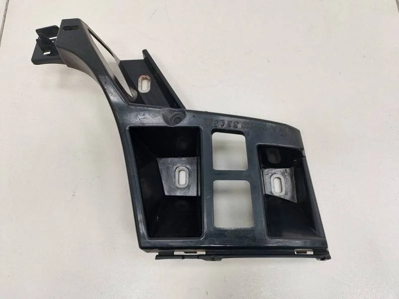 Кронштейн заднего бампера левый Mercedes-Benz ML-Class (W166) 2011>