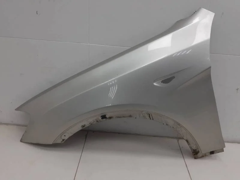 Крыло переднее левое BMW X3 F25 2010-2017