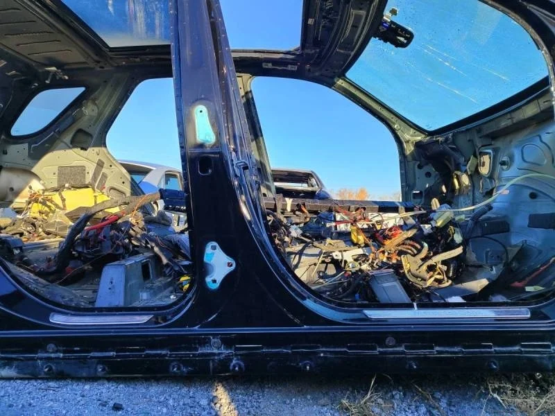 Порог со стойкой правый Mercedes-Benz ML-Class (W166) 2011>