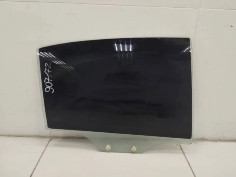 Стекло двери задней правой Kia Rio 2 (JB) 2005-2011