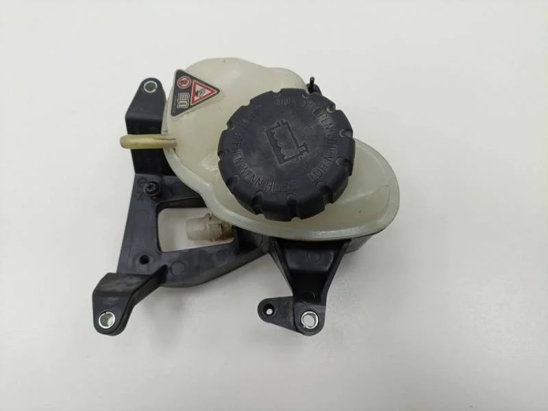 Бачок расширительный Mercedes-Benz ML-Class (W166) 2011>