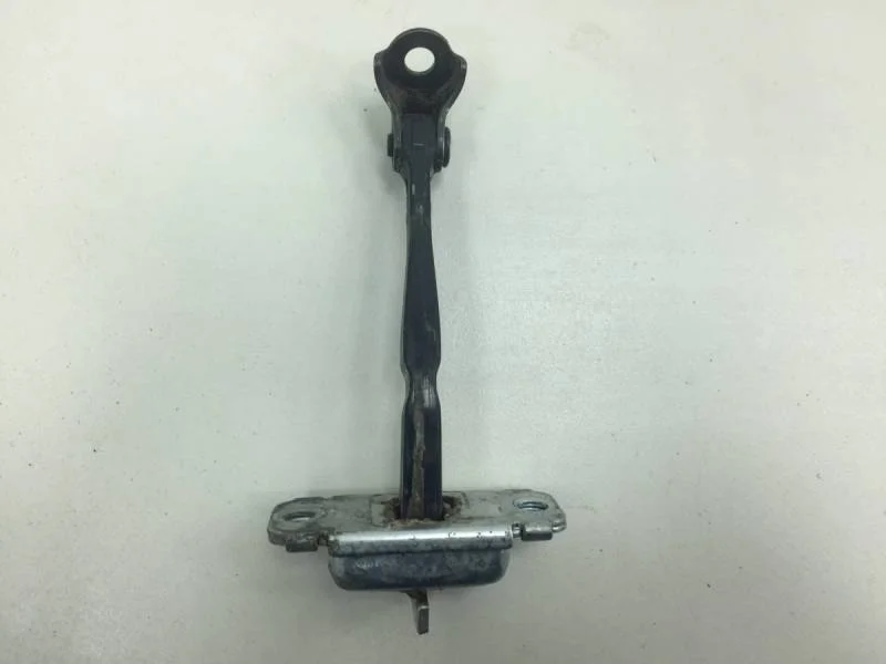 Ограничитель двери Hyundai Solaris 2010-2017