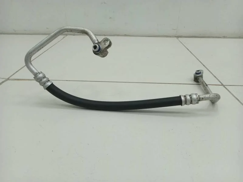 Трубка кондиционера Hyundai Solaris 2010-2017