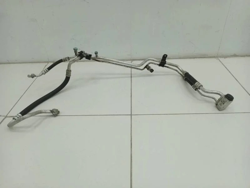 Трубка кондиционера Hyundai Solaris 2010-2017