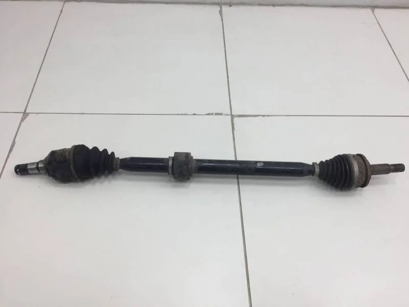 Полуось передняя правая Toyota Corolla E150 2006-2013