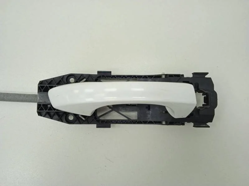 Ручка двери задней наружная левая Skoda Octavia (A7) 2013>