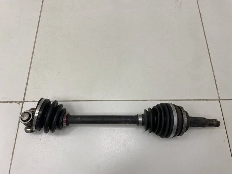Полуось передняя левая Toyota Corolla E120 2001-2007