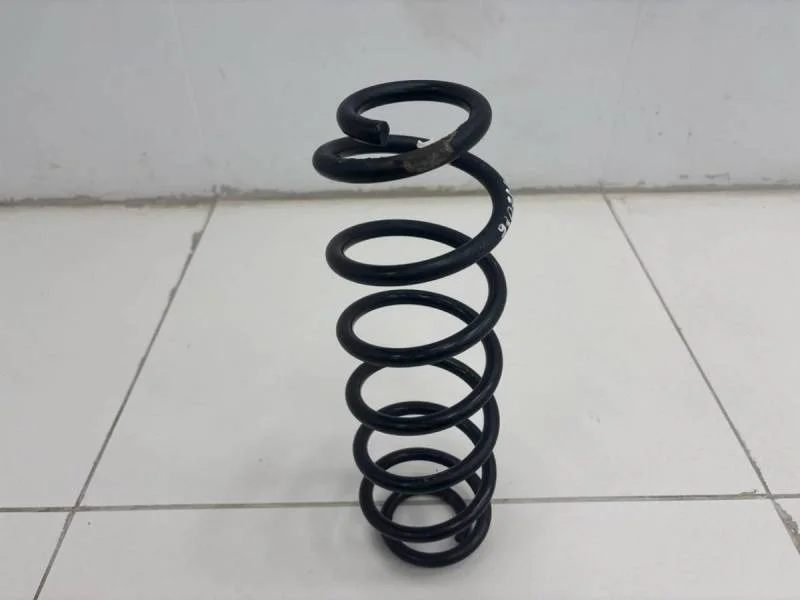 Пружина задняя Skoda Octavia (A7) 2013>