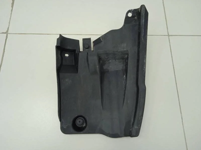 Локер задний левый Toyota Avensis (T270) 2009>