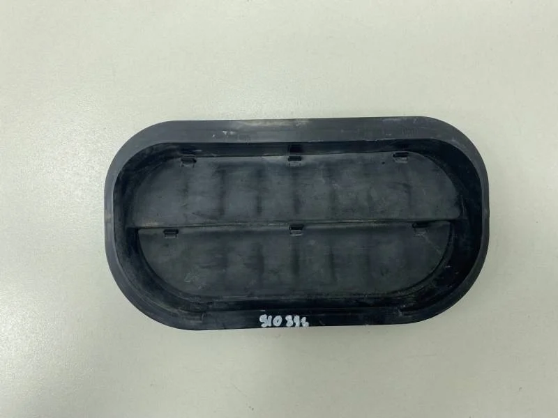 Решетка вентиляционная Volkswagen Polo (HB) 2009>