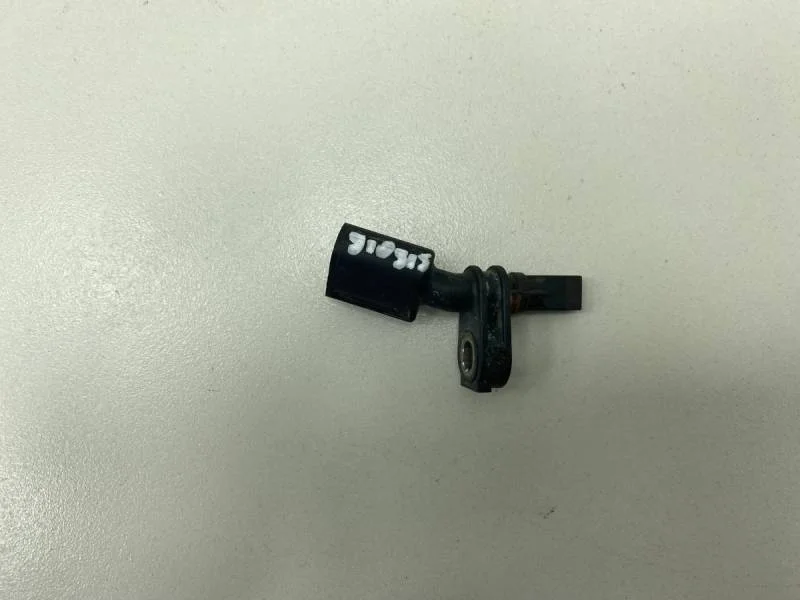 Датчик ABS передний левый Volkswagen Polo (HB) 2009>