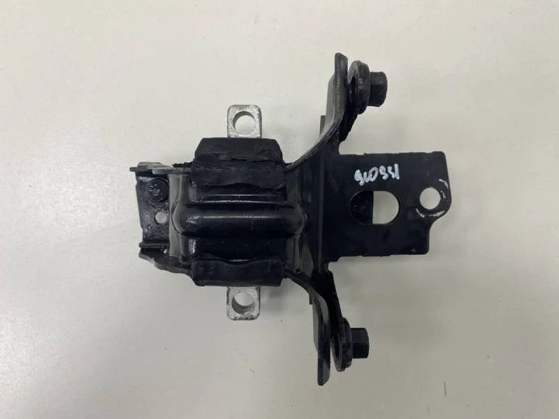 Опора КПП левая Volkswagen Polo (HB) 2009>