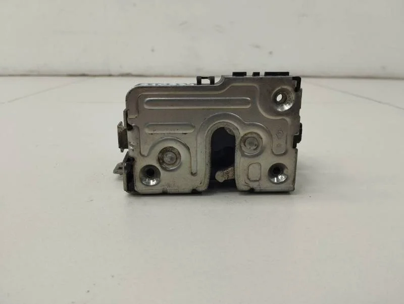 Замок двери задней правой Renault Logan (1) 2005-2014