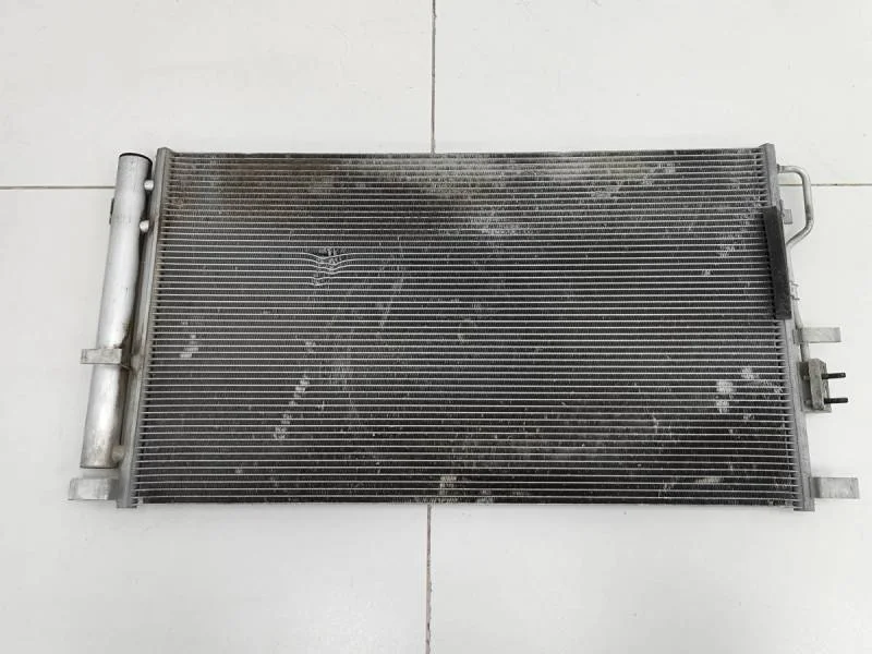Радиатор кондиционера (конденсер) Hyundai Tucson (TL) 2015>